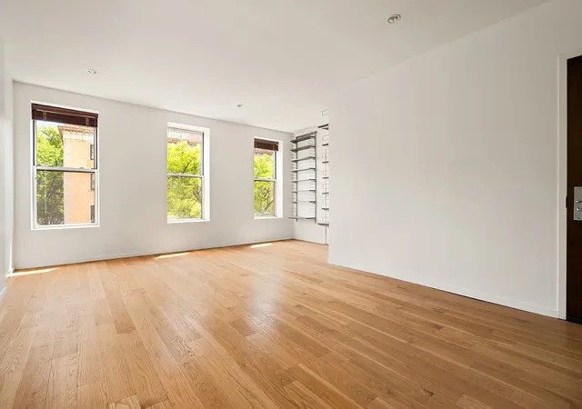 2605-frederick-douglass-blvd-3b-new-york-ny-10030/hzid_78e17a82