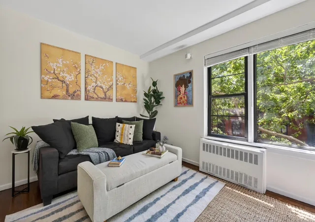 49-morton-st-4d-new-york-city-ny-10014/hzid_f0e24822