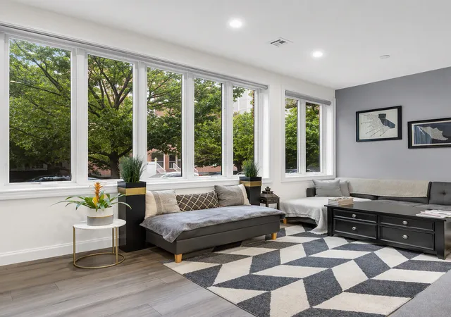 25-63-38th-street-1a-new-york-city-ny-11103/hzid_799b3687