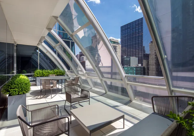 157-w-57th-street-32d-new-york-ny-10019/hzid_d7ce7270