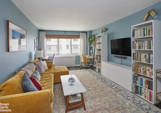 520-e-76th-street-10g-new-york-ny-10021/hzid_0e3dfef1