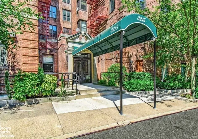 3215-netherland-ave-1c-new-york-city-ny-10463/hzid_488bbf9c
