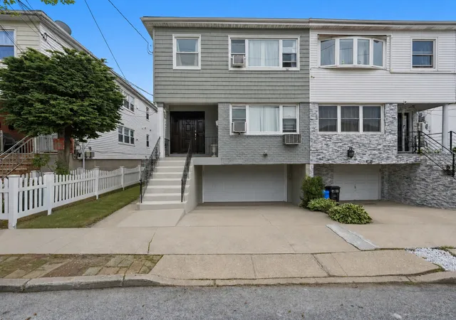 10-37-bay-31st-st-2-new-york-city-ny-11691/hzid_12590035