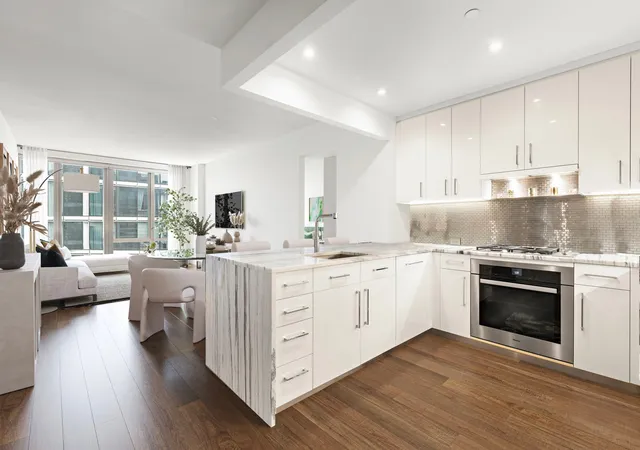 50-riverside-blvd-15-m-new-york-city-ny-10069/hzid_fceda690