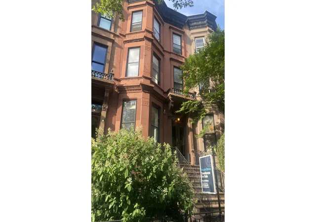 879-union-st-new-york-city-ny-11215/hzid_bd89b6d2