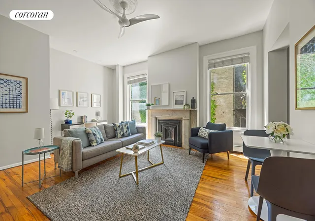 110-clinton-ave-2b-new-york-city-ny-11205/hzid_d35f3454