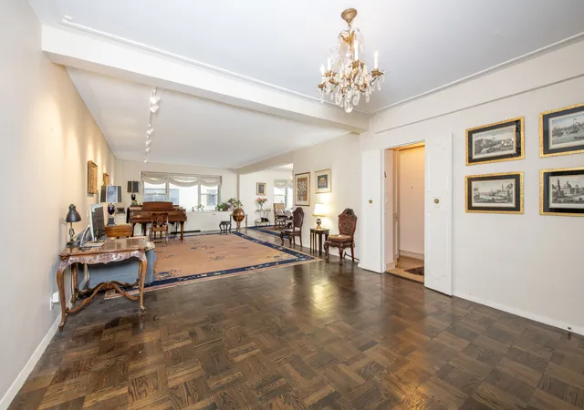 1025-5th-avenue-8an-new-york-ny-10028/hzid_e137490b