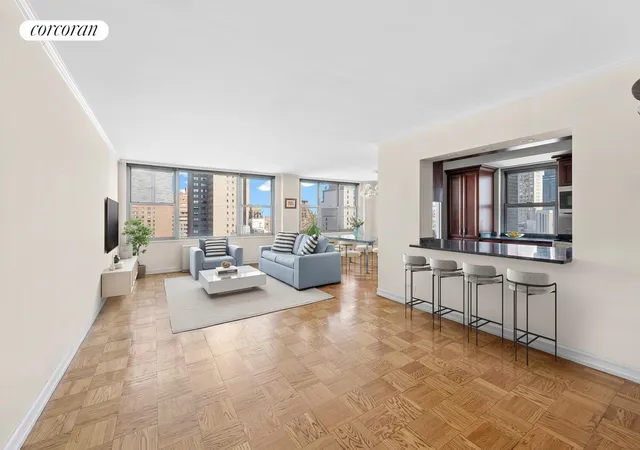 500-e-83rd-street-16m-new-york-city-ny-10028/hzid_f64a4535