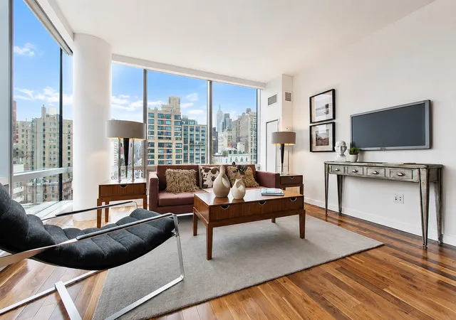 166-w-18th-street-8b-new-york-ny-10011/hzid_db8acccc