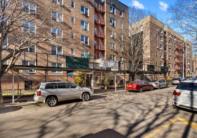 105-33-66th-ave-1g-new-york-city-ny-11375/hzid_a4dec629