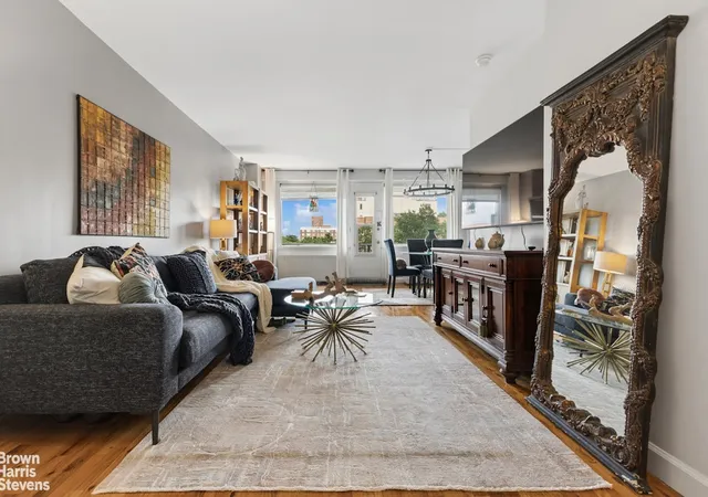 3777-independence-ave-5f-new-york-city-ny-10463/hzid_6b4c2d0f