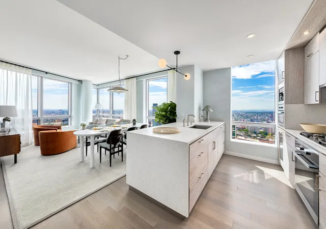 1-city-pt-59e-new-york-city-ny-11201/hzid_0304d6b0