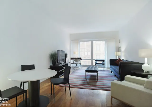 33-w-56th-street-6c-new-york-ny-10019/hzid_d83404ab