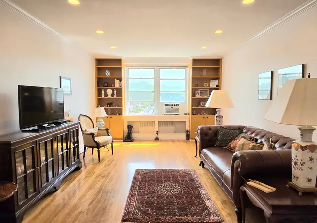 9801-shore-rd-2f-new-york-city-ny-11209/hzid_fc7f1179