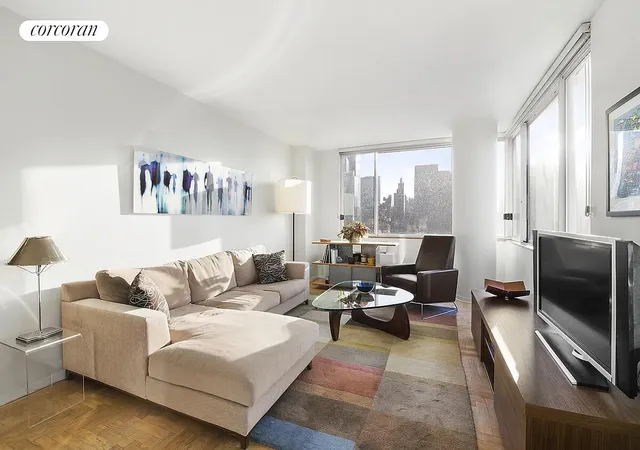 350-w-50th-st-10e-new-york-city-ny-10019/hzid_12983039