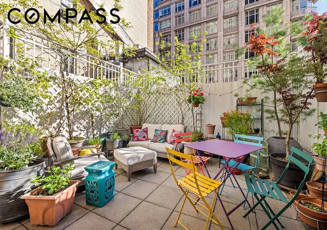 2166-broadway-4c-new-york-city-ny-10024/hzid_740cf804
