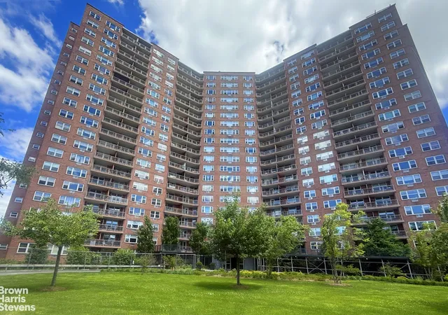 5900-arlington-ave-4b-new-york-city-ny-10471/hzid_6055c96f
