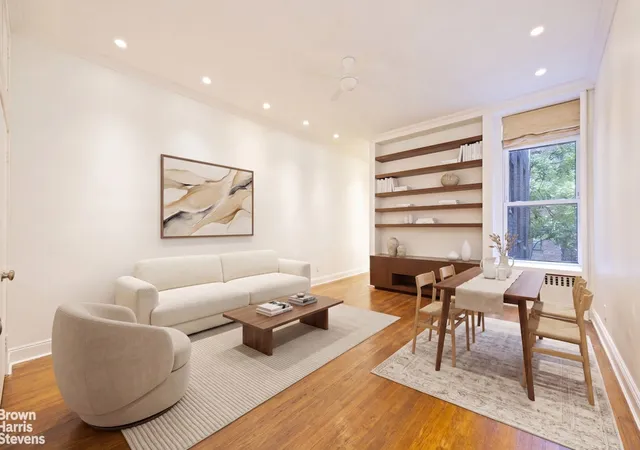175-e-93rd-st-2b-new-york-city-ny-10128/hzid_dbae32ad