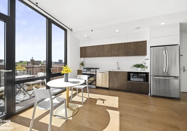 2100-bedford-ave-8j-brooklyn-ny-11226/hzid_85be321c