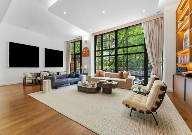 150-charles-st-m2-new-york-city-ny-10014/hzid_54cada0e