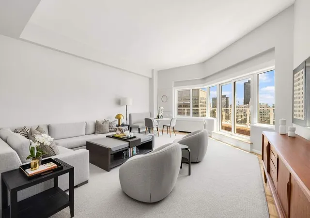 650-park-ave-phc-new-york-city-ny-10065/hzid_4c72532e