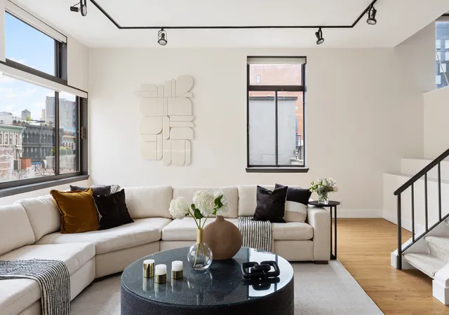 77-bleecker-st-812-new-york-city-ny-10012/hzid_9341ee21