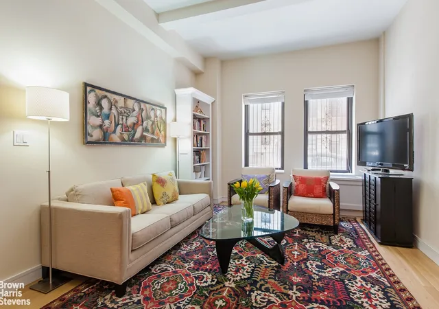 230-riverside-dr-1l-new-york-ny-10025/hzid_f4d0d9dd