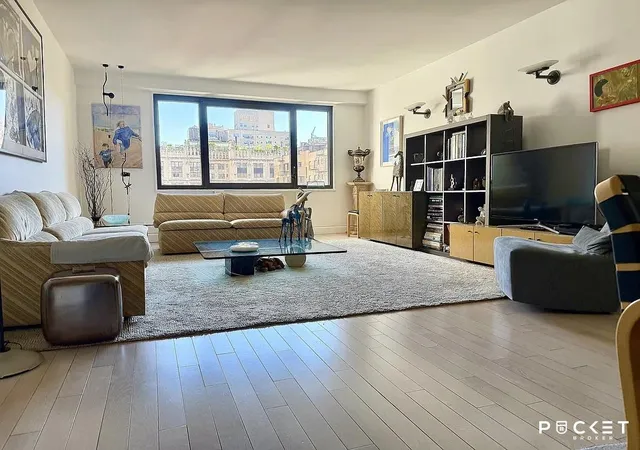 10-w-66th-street-16-d-new-york-ny-10023/hzid_aae00e75