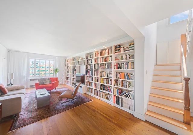 520-e-90th-st-6k-new-york-city-ny-10128/hzid_c13c9e30