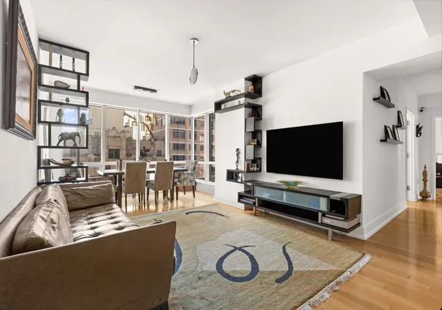 350-w-42nd-street-19ed-new-york-ny-10036/hzid_be3fa8e9