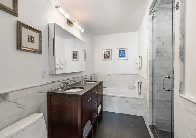 454-w-54th-street-m3-new-york-ny-10019/hzid_5a2d6691