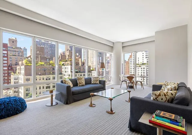 255-e-74th-st-10a-new-york-city-ny-10021/hzid_d05b484c