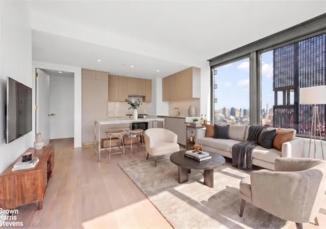 3-court-sq-3908-new-york-city-ny-11101/hzid_3e9358d6