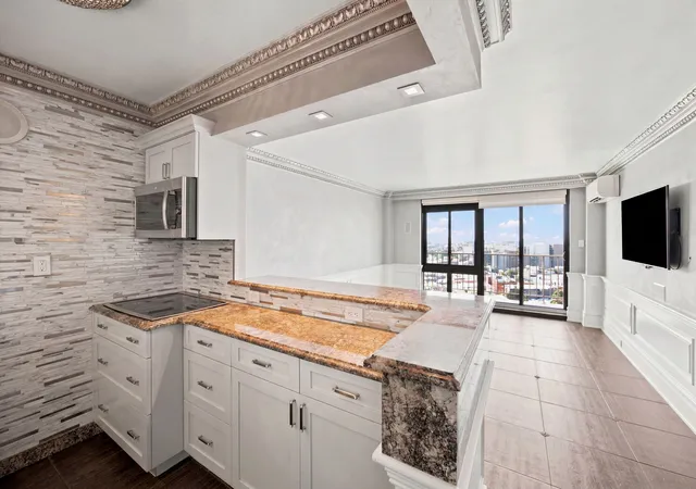 25-40-shore-blvd-ph18d-new-york-city-ny-11102/hzid_b9761a95