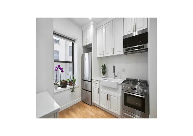 195-s-4th-street-c3-new-york-city-ny-11211/hzid_aefdb32a