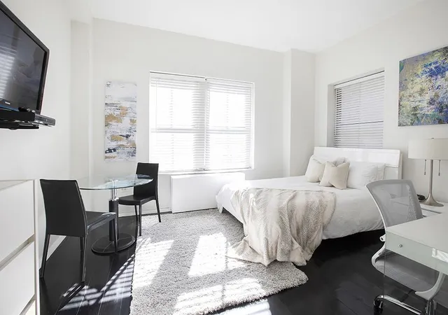 150-w-51st-street-2032-new-york-ny-10019/hzid_4023d053