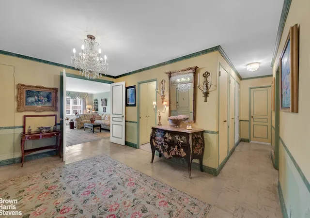 114-e-72nd-street-9c-new-york-city-ny-10021/hzid_fa75b103
