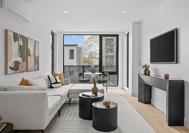 107-schaefer-st-3b-new-york-city-ny-11207/hzid_13f493c0
