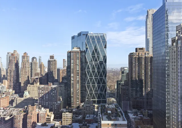 310-w-52nd-street-36j-new-york-city-ny-10019/hzid_440e6561
