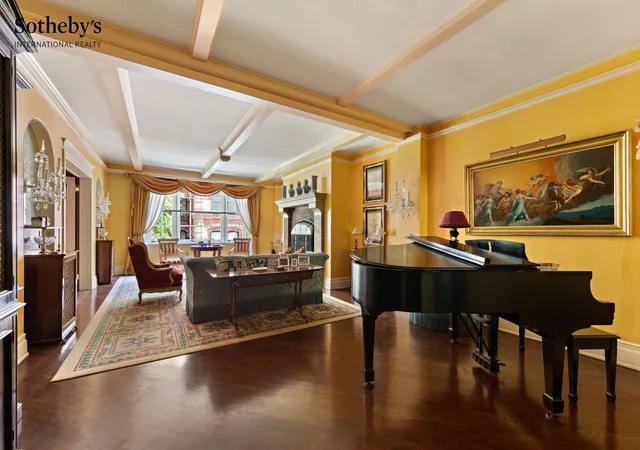 130-e-67th-street-4dg-new-york-city-ny-10065/hzid_332bd6b8