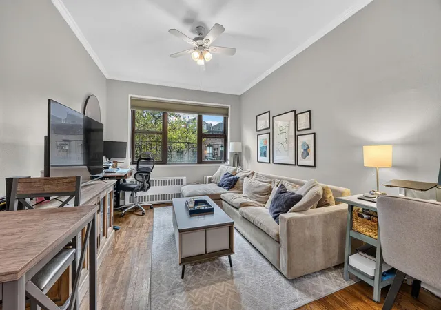 444-e-87th-street-4-b-new-york-city-ny-10128/hzid_022b87d2