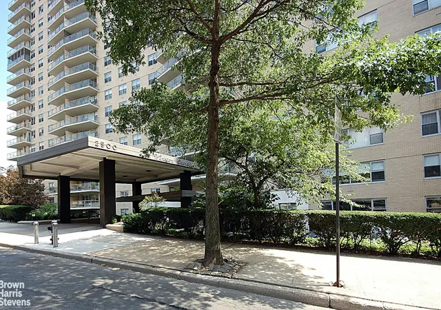 2500-johnson-ave-12n-new-york-city-ny-10463/hzid_e3b6a64f