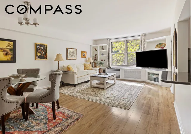 309-e-87th-street-4r-new-york-city-ny-10128/hzid_f0cd8a78