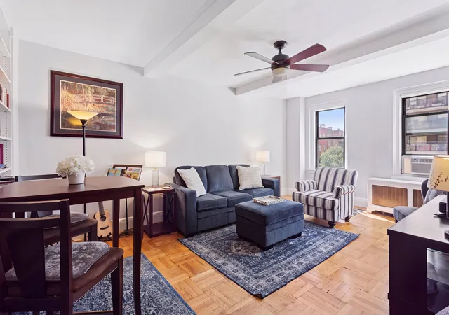 65-w-95th-street-8b-new-york-city-ny-10025/hzid_453f33bb