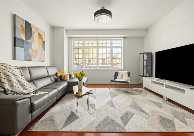 219-68th-street-1a-new-york-city-ny-11220/hzid_f233caca