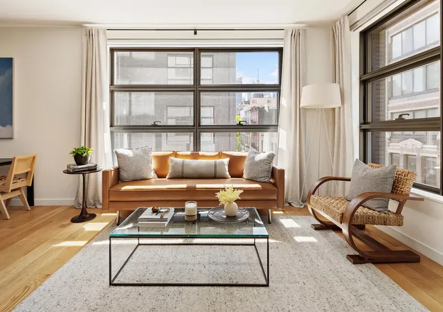 547-w-47th-street-409-new-york-city-ny-10036/hzid_a9b8d18a