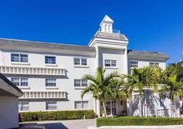 1439-s-ocean-blvd-217-pompano-beach-fl-33062/hzid_8322167d