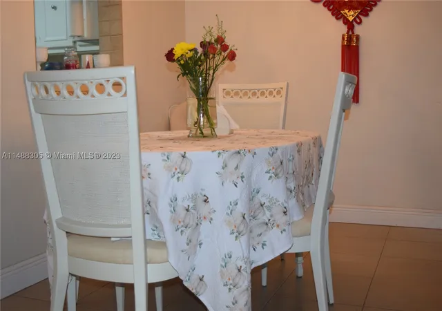 3940-nw-42nd-ave-316-lauderdale-lakes-fl-33319/hzid_2bf06e79