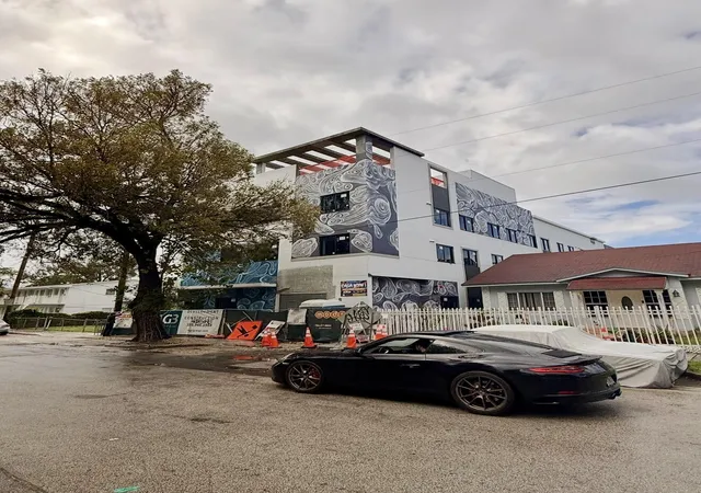 355-nw-31st-st-107-miami-fl-33127/hzid_7c2730a9