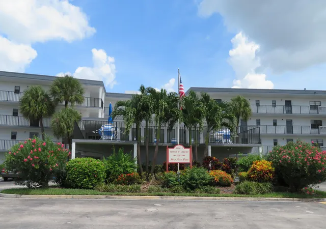 9233-sw-8th-st-119-boca-raton-fl-33428/hzid_45af914c